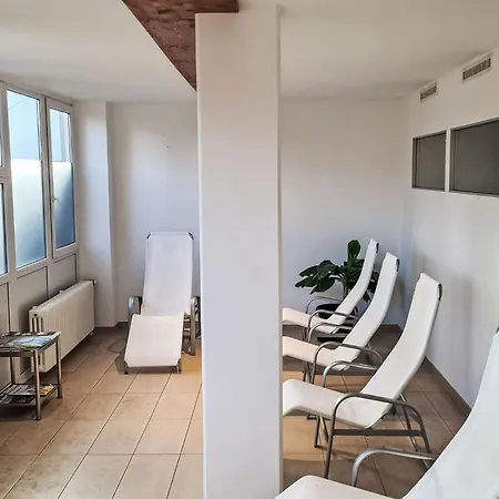 Urlaubsspass Inkl- Schwimmbad Und Sauna By Interhome *